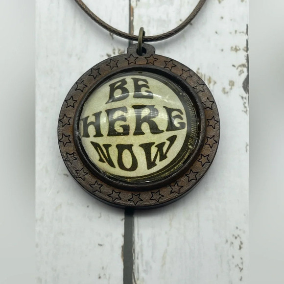 BE HERE NOW Ram Dass Quote Handmade Pendant, Necklace, Wood and Leather, NWOT - Picture 4 of 9